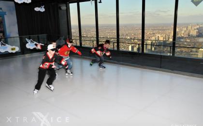 John Hancock Center, pista de hielo en Chicago, Xtraice, pista de hielo ecológi