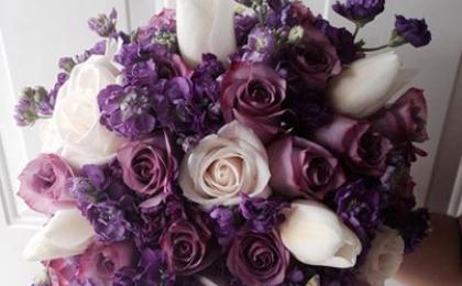 ramo de novia con tulipanes, mateola morada, rosa