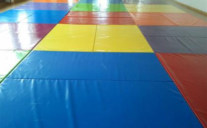 poso gimnasio, piso tatami tipo colchoneta, tatami artes marciales